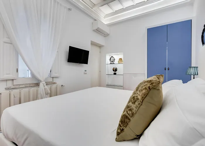Babuino 55 - Fromhometorome Apartment *