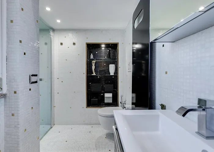Apartment Babuino 55 - Fromhometorome Rom